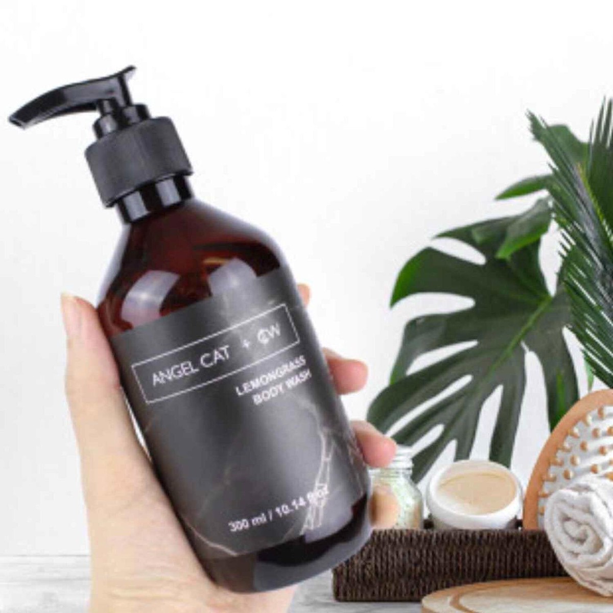Angel Cat Lemongrass Body Wash 300ml Fixed size